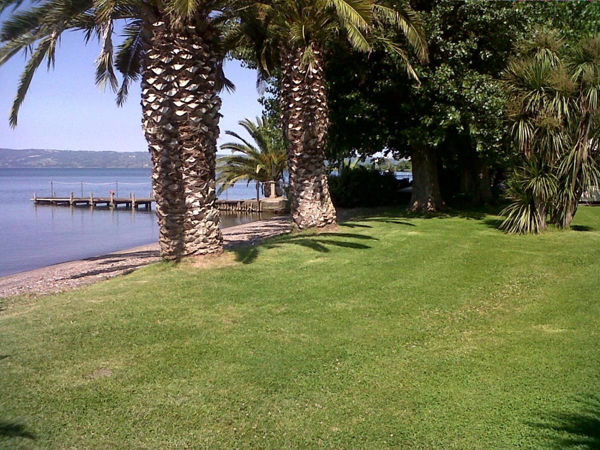 Hotel Eden Sul Lago Bolsena Exteriör bild