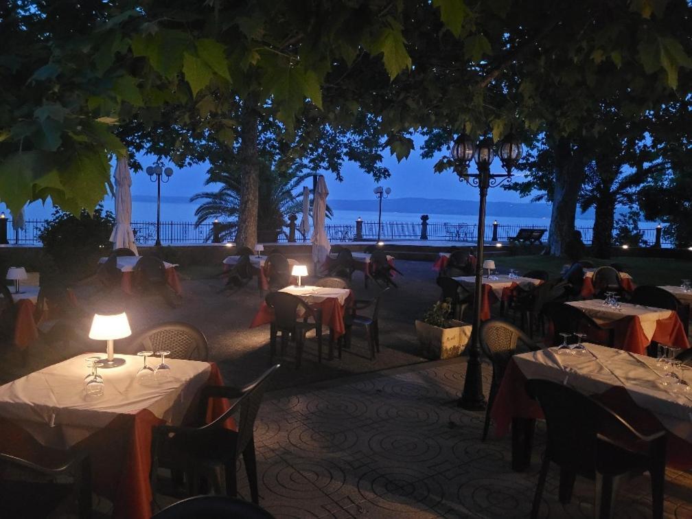 Hotel Eden Sul Lago Bolsena Exteriör bild