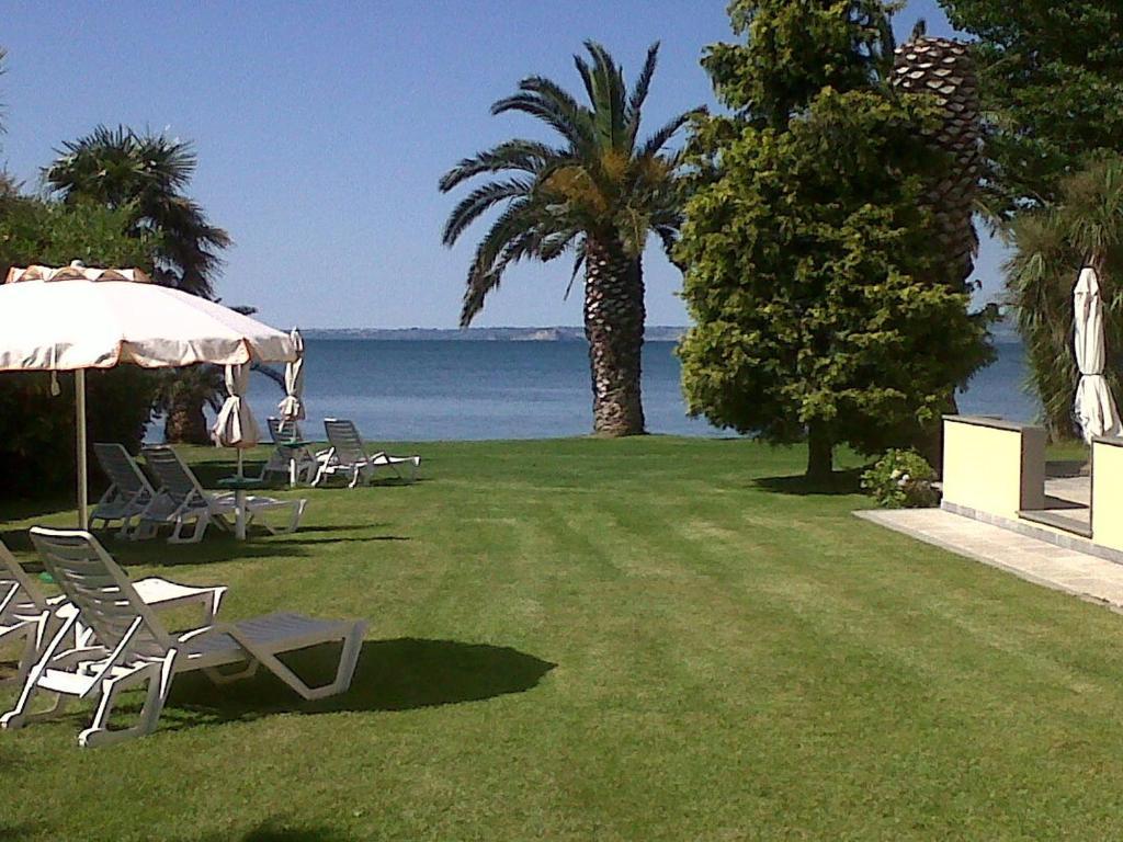 Hotel Eden Sul Lago Bolsena Exteriör bild