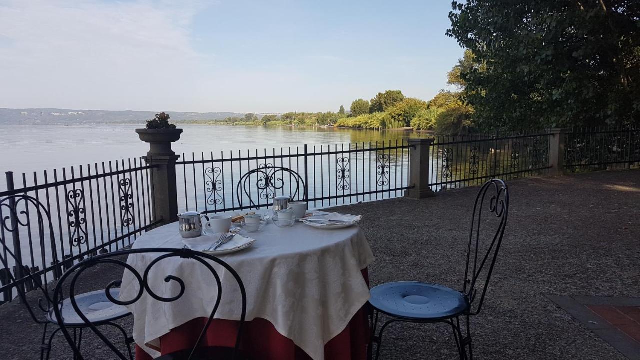 Hotel Eden Sul Lago Bolsena Exteriör bild